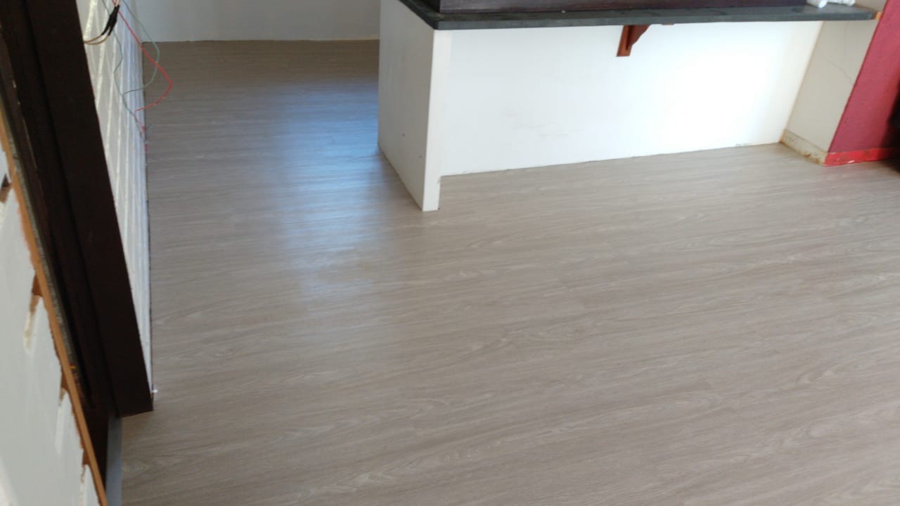 PISO DE PVC LAVANDA — foto 5