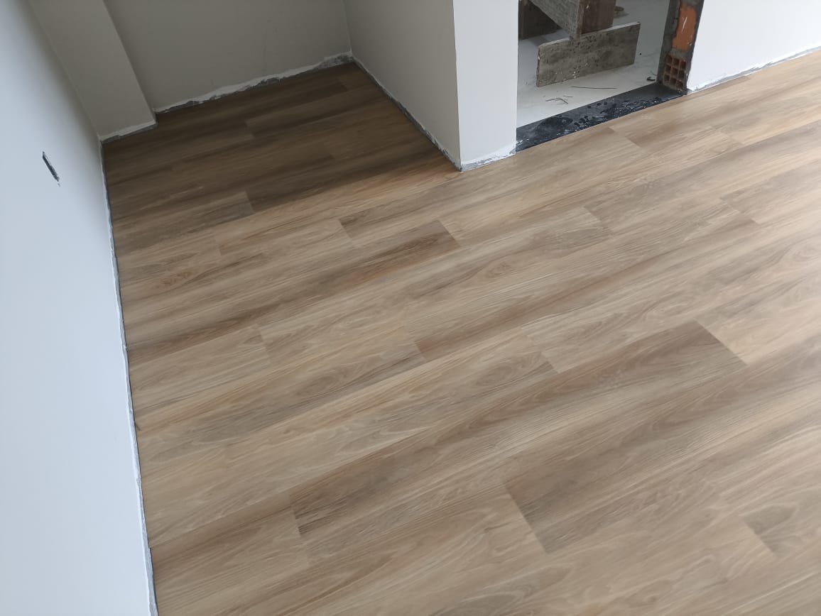 PISO VINÍLICO DE PVC CAMÉLIA — foto 6