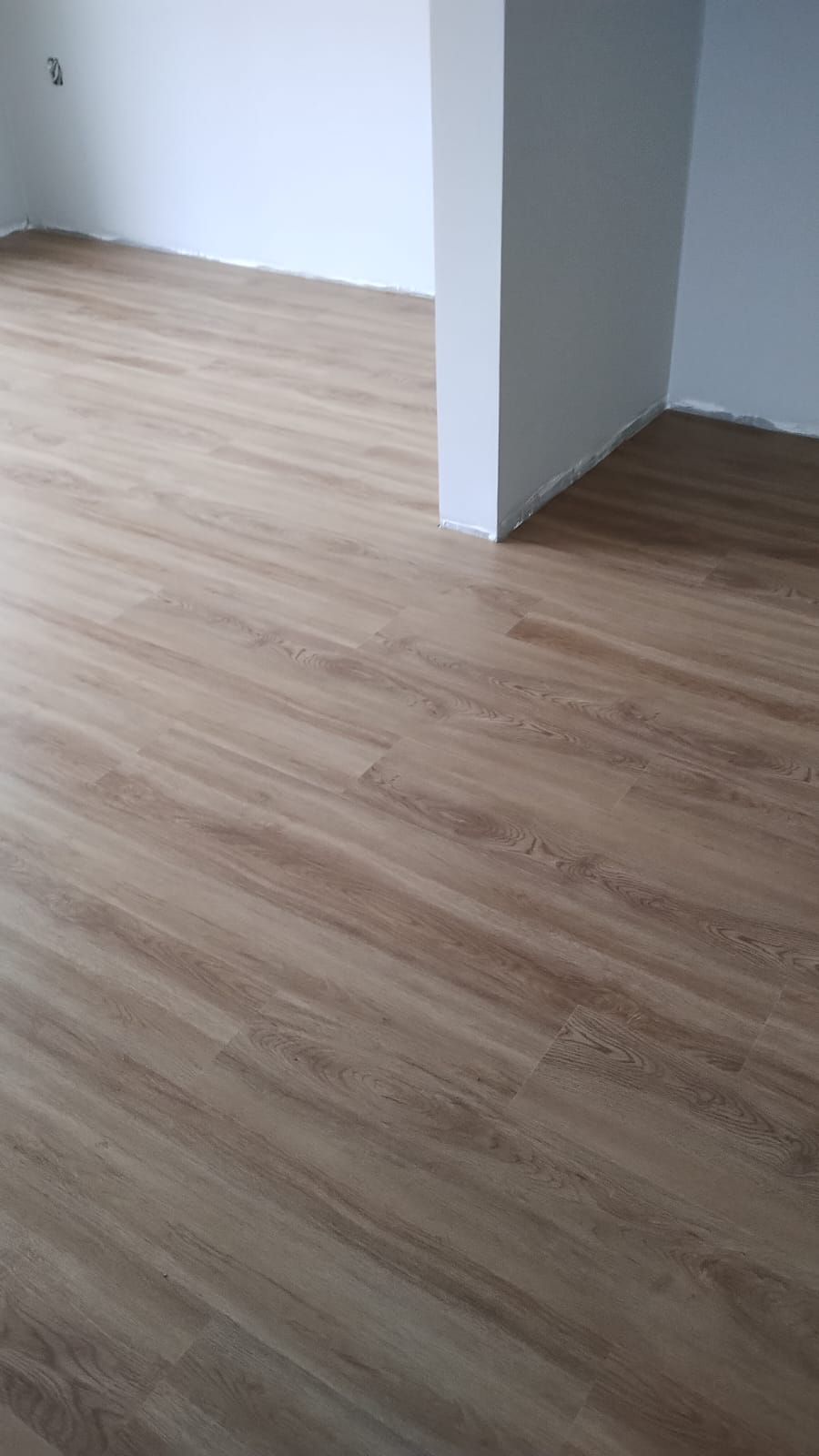 PISO VINÍLICO DE PVC PAPOULA — foto 10