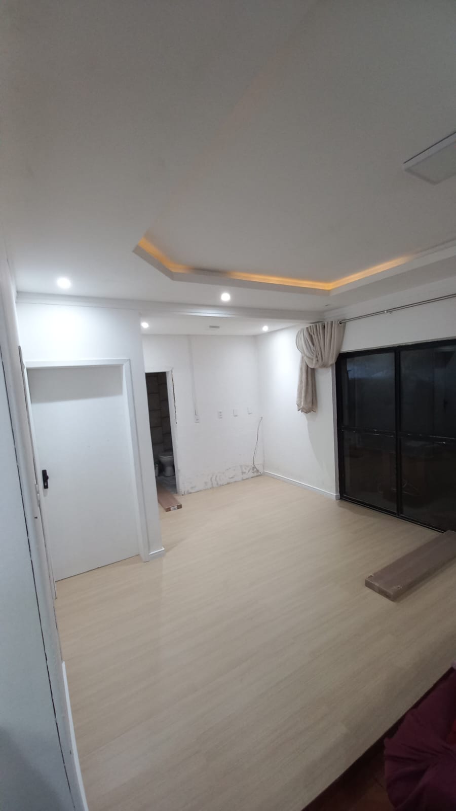 PISO LAMINADO CARVALHO MAIORCA E PAINEL RIPADO — foto 3