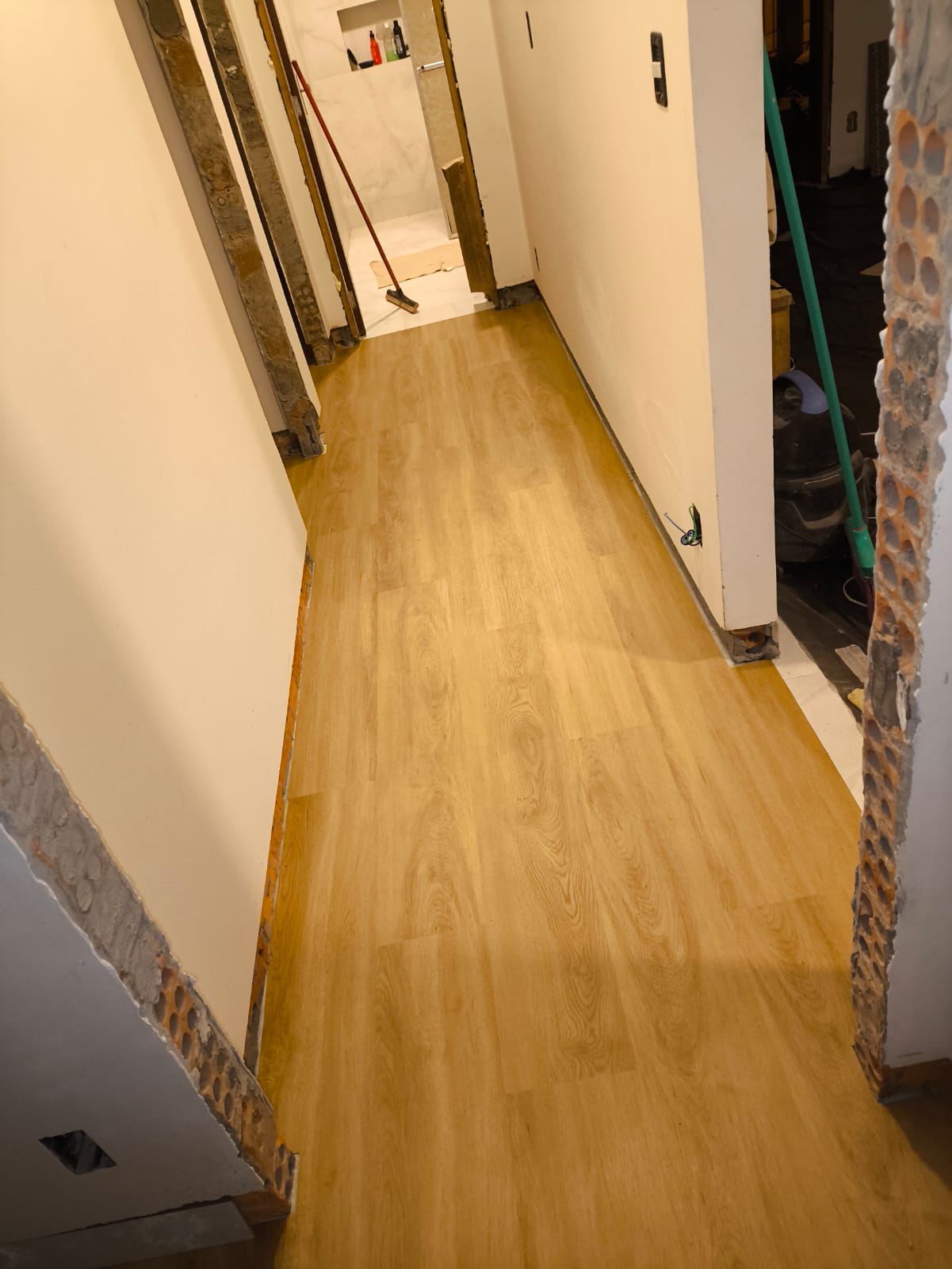 PISO VINÍLICO DE PVC PAPOULA