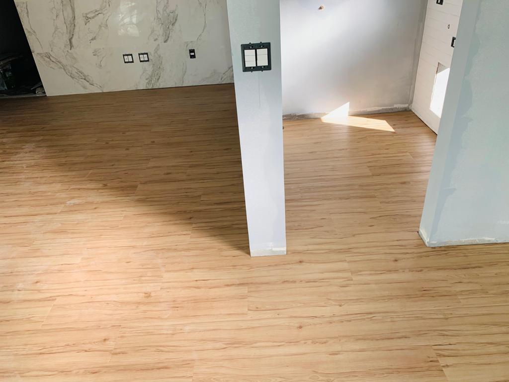 PISO DE PVC IPÊ AVELÃ — foto 3