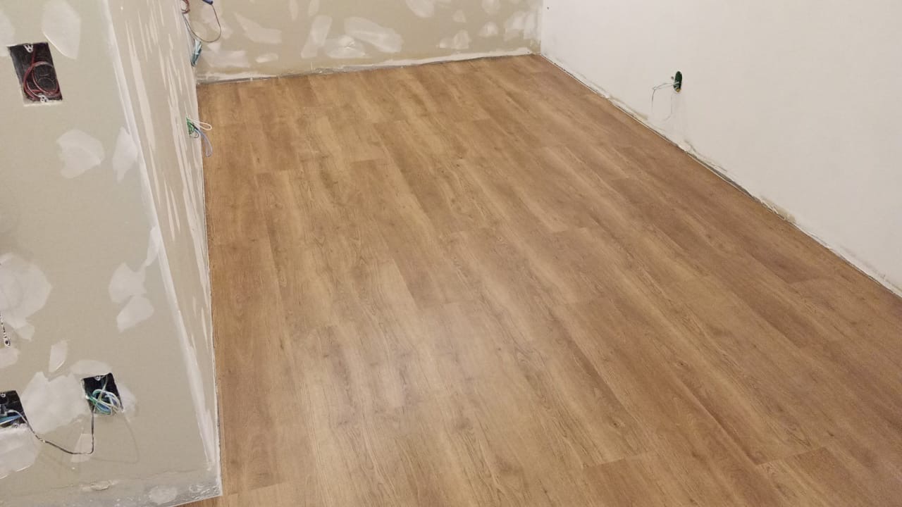 PISO VINÍLICO DE PVC BAOBÁ — foto 2