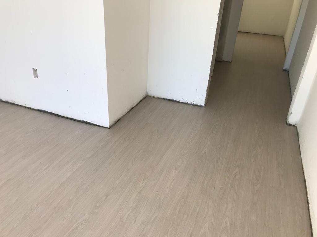 PISO DE PVC LINHEIRO — foto 4
