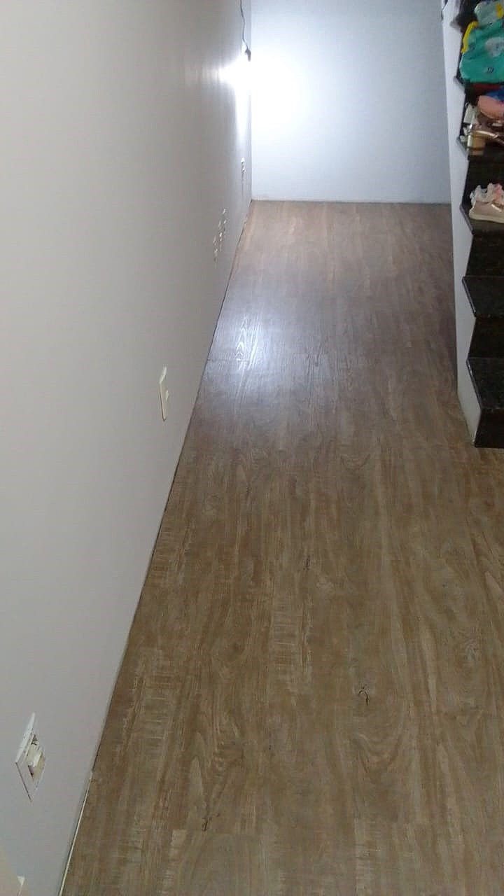 PISO VINÍLICO CACAU — foto 4