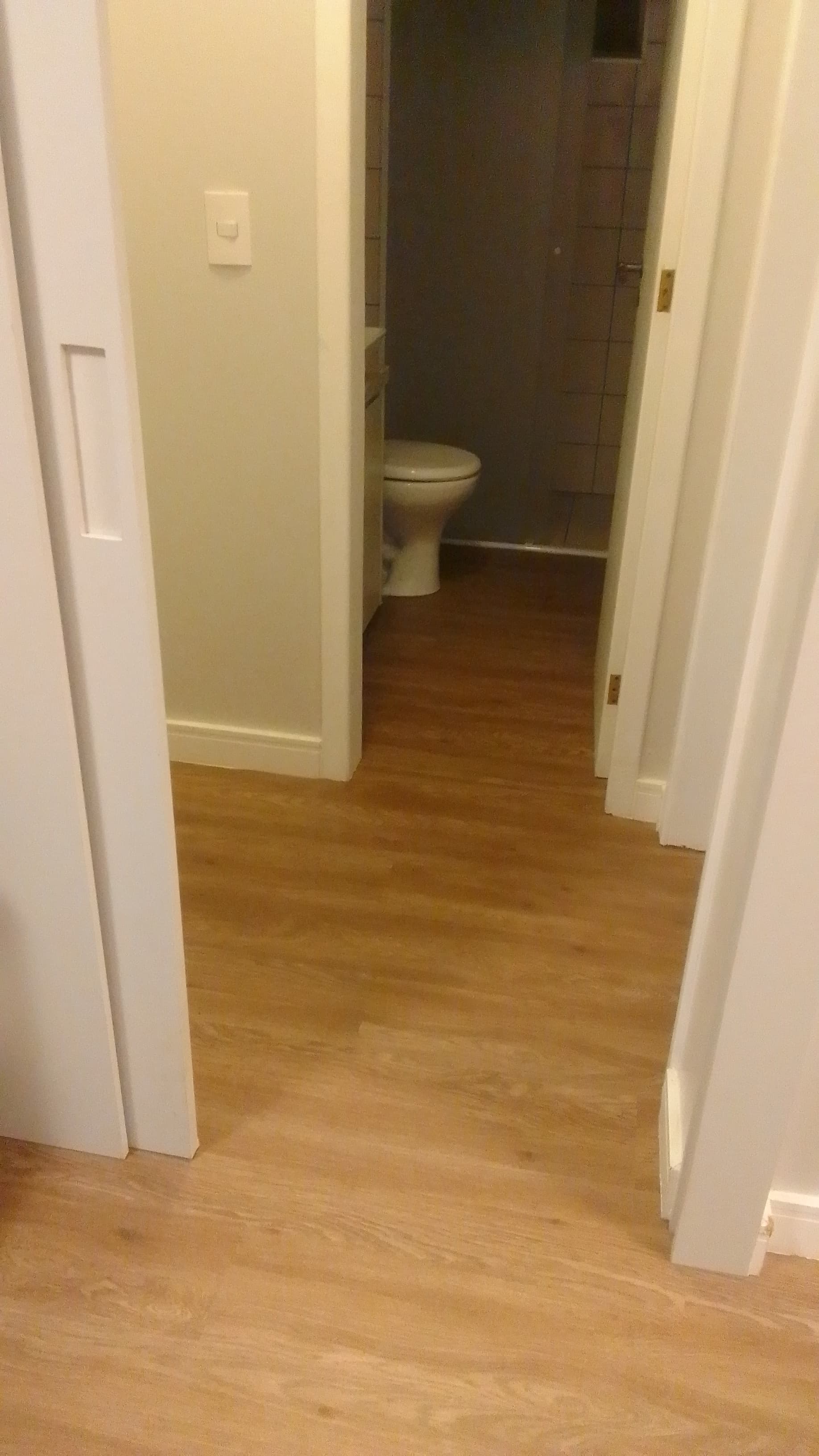 PISO VINÍLICO DE PVC ANDIROBA — foto 3