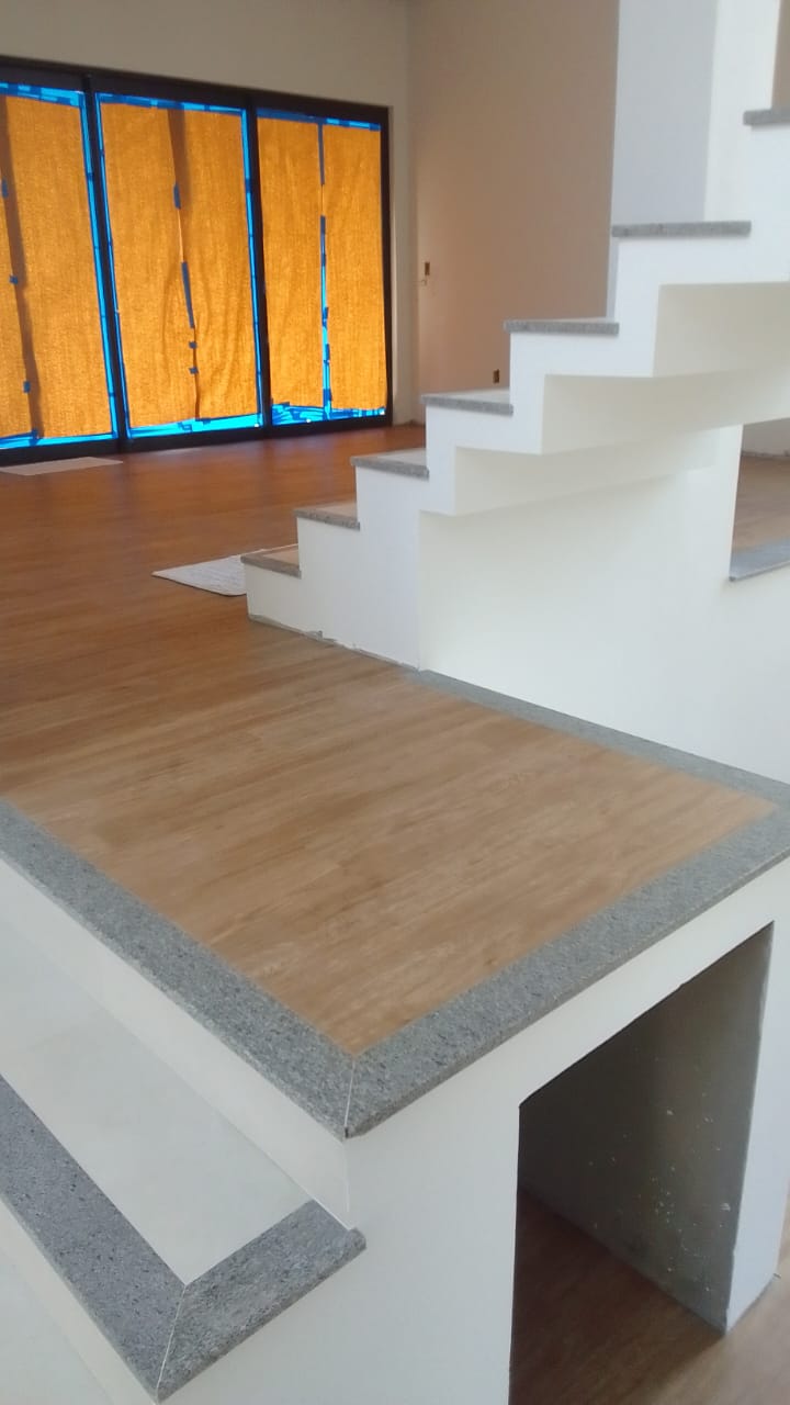 PISO VINÍLICO FAIA — foto 4