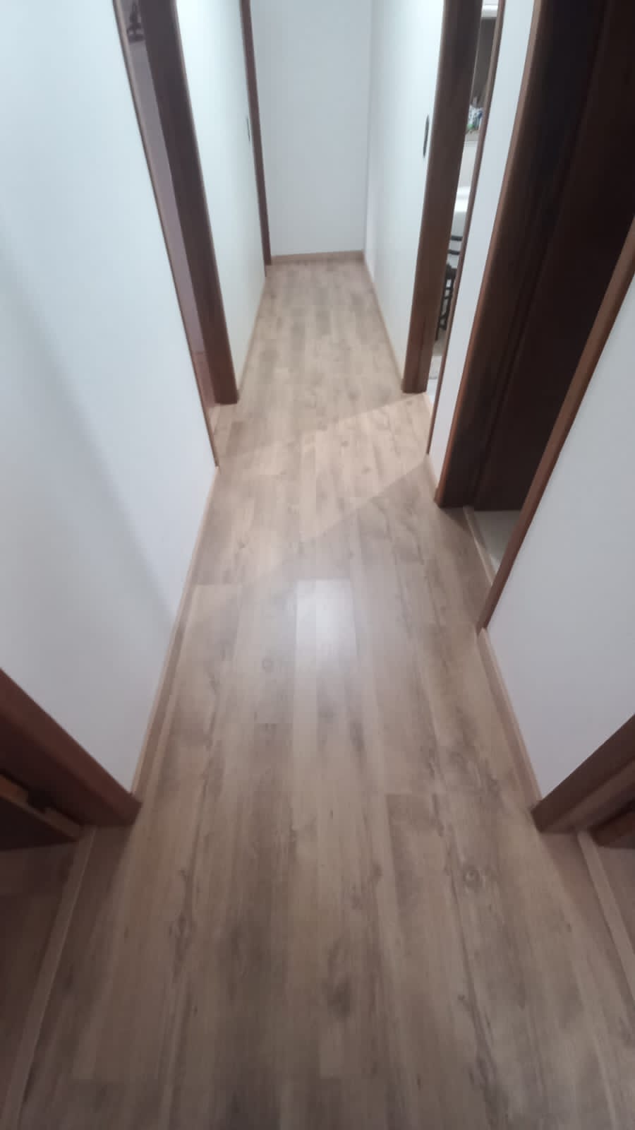 PISO LAMINADO CARVALHO RUSTIC — foto 2