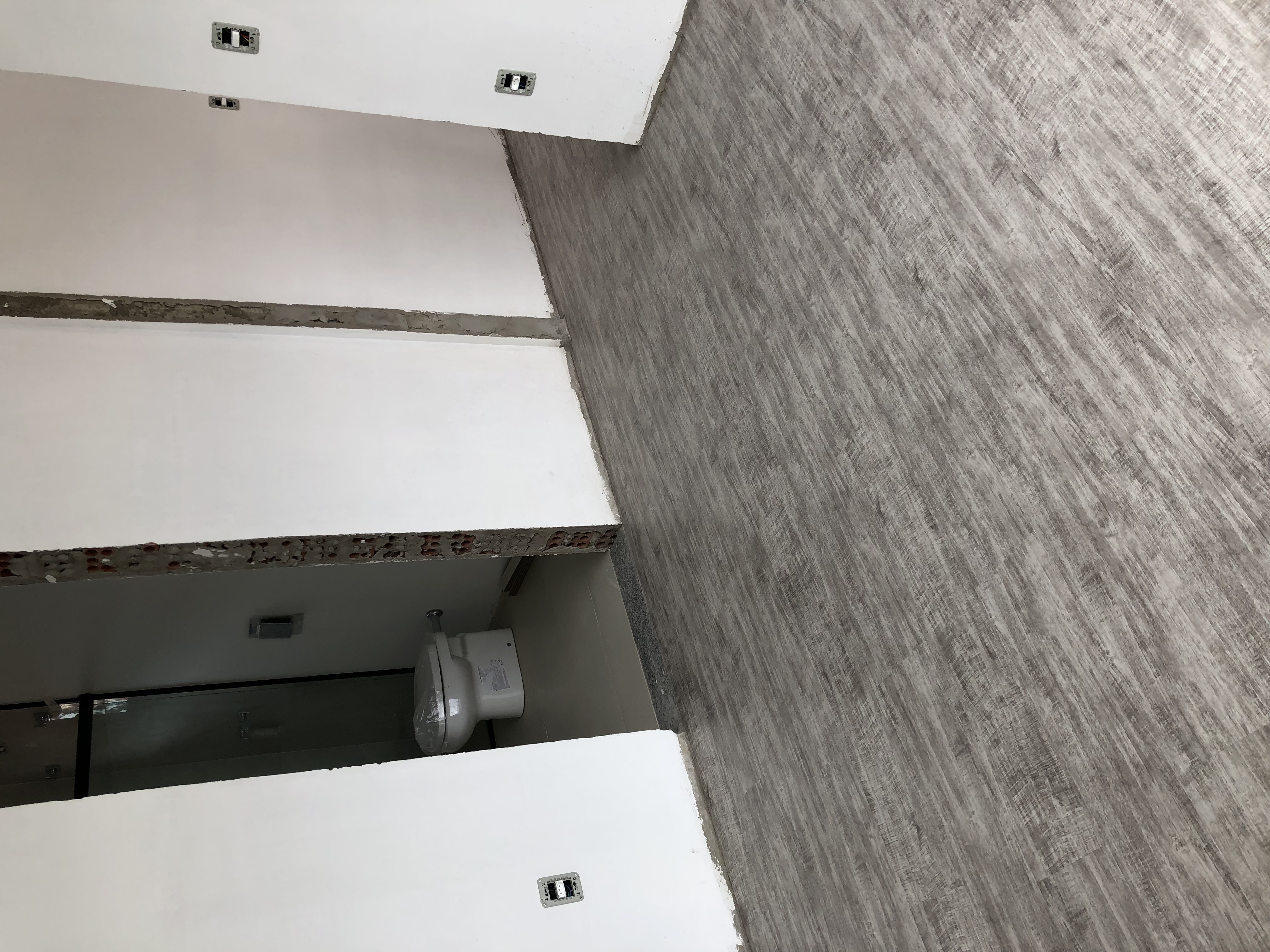 PISO DE PVC CARVALHO MÁLAGA