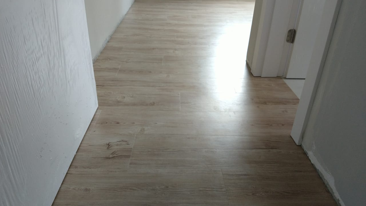 PISO DE PVC CARVALHO BERGAMO — foto 7