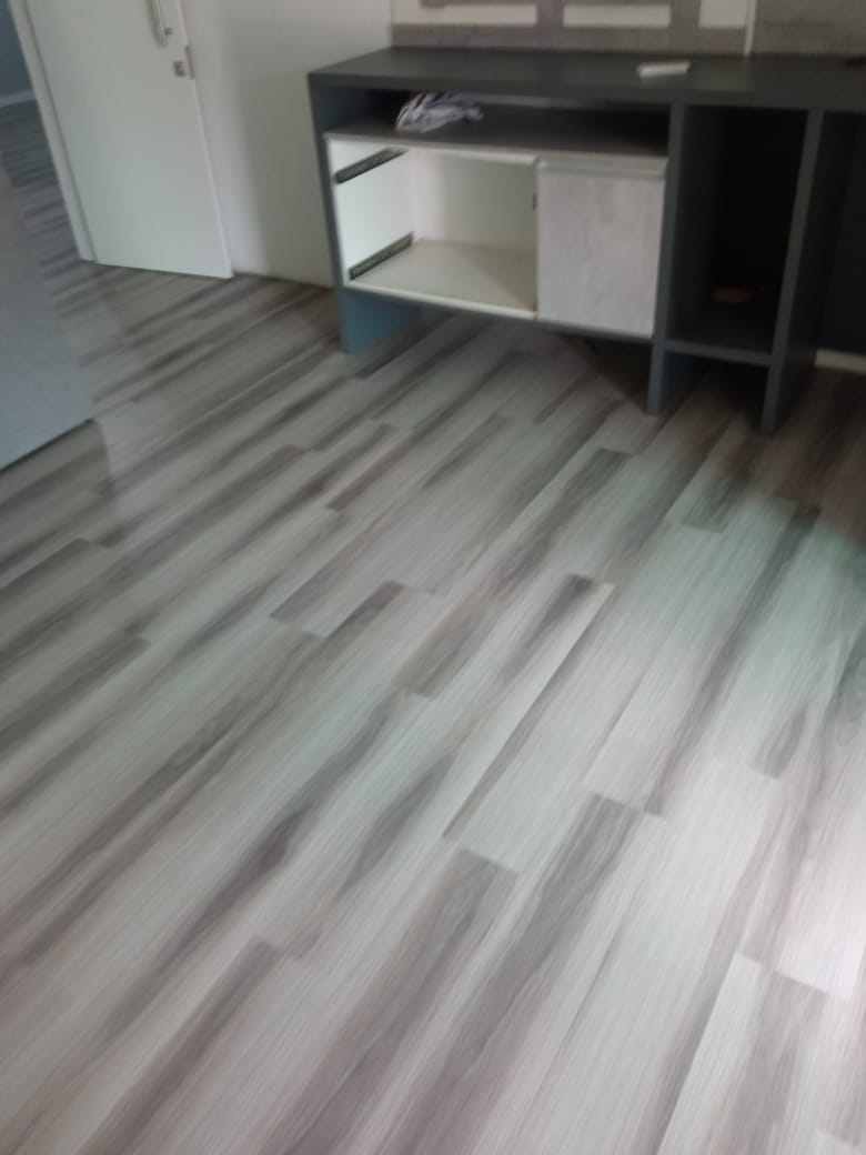 PISO VINÍLICO DE PVC SILVER — foto 3