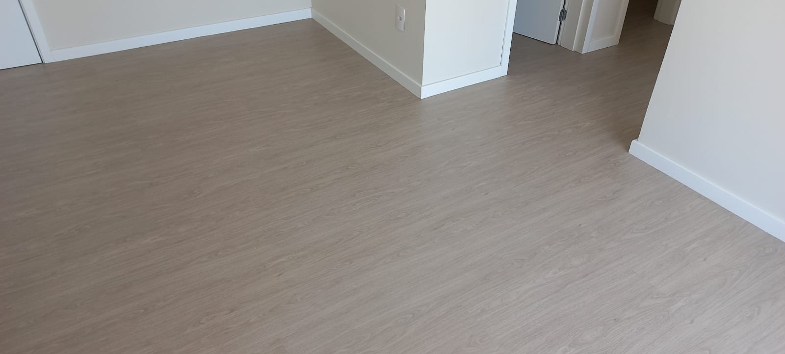 PISO DE PVC LINHEIRO — foto 4