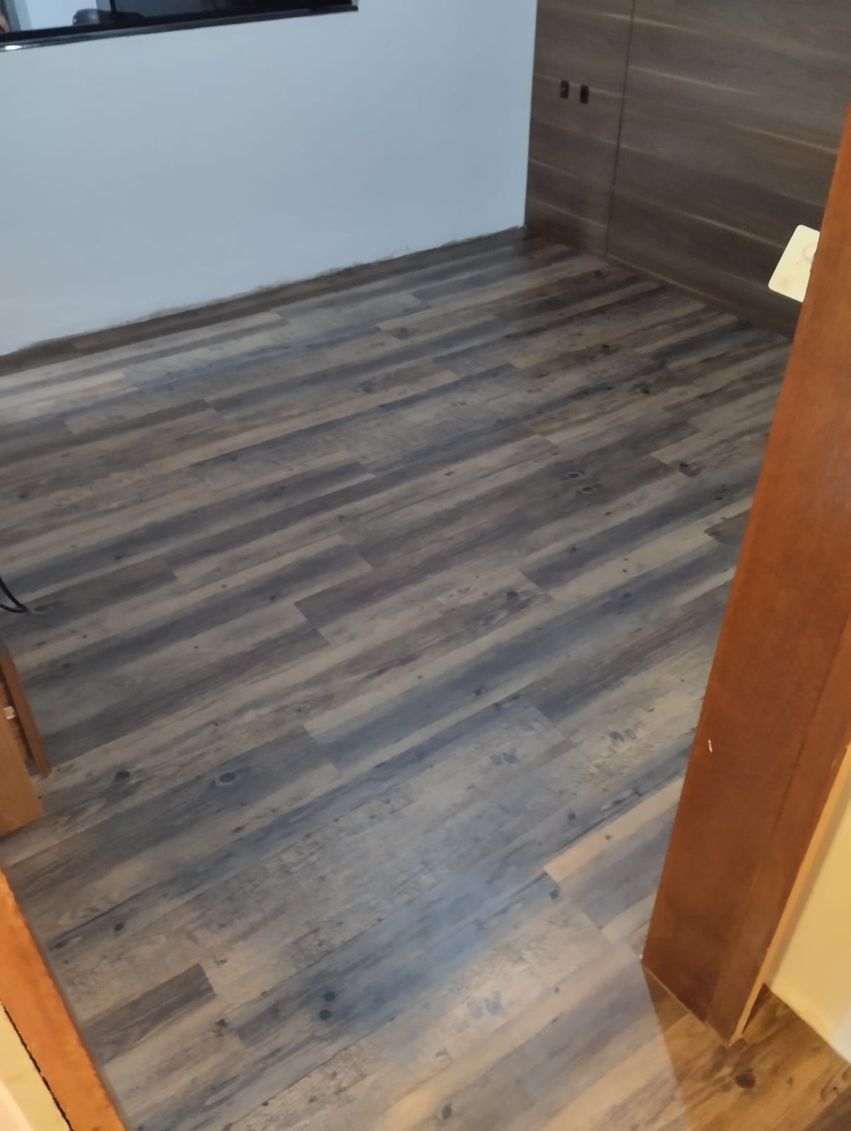 PISO VINÍLICO DE PVC RUSTIC