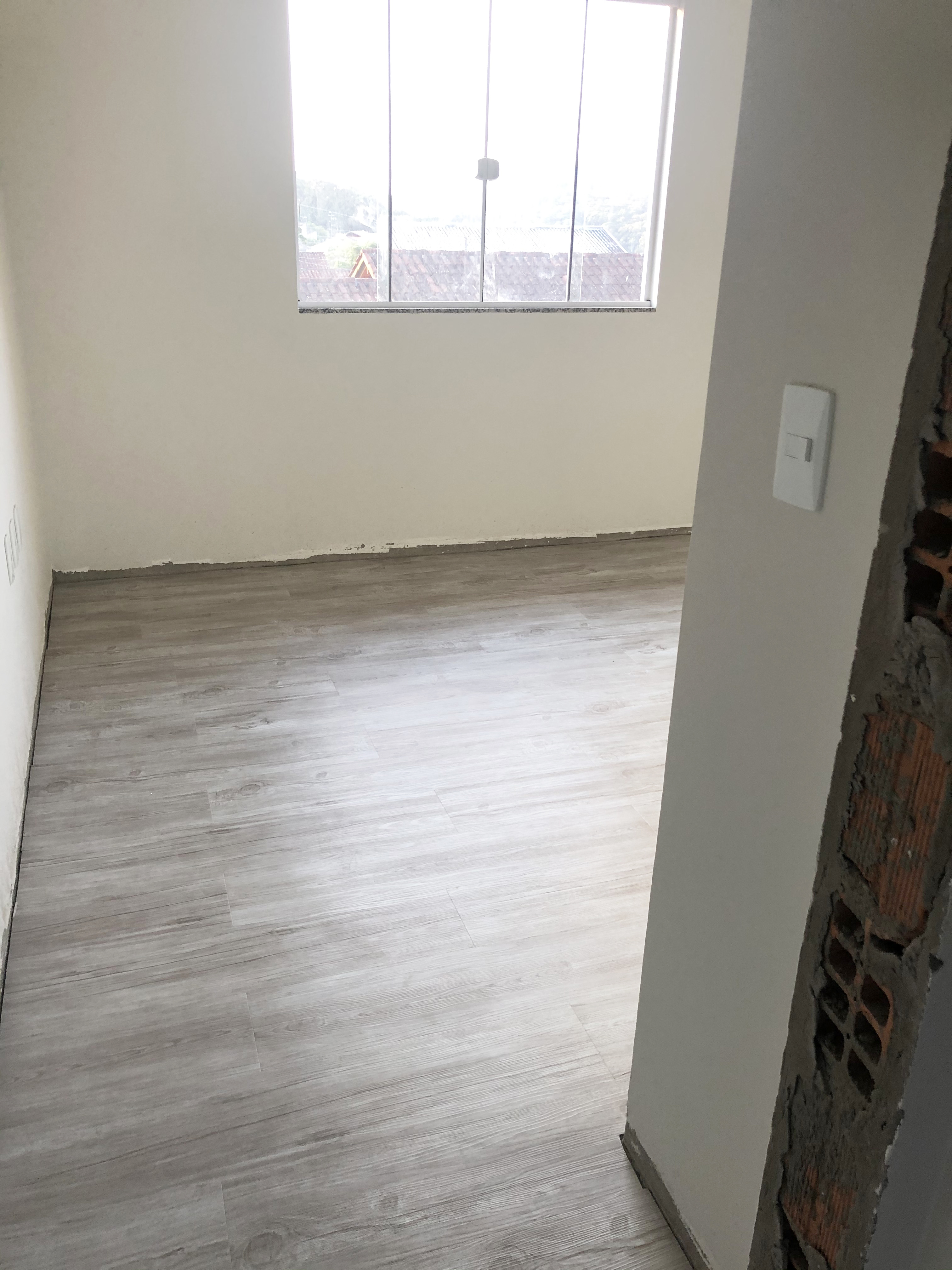 PISO DE PVC PÁTINA NEVOA — foto 8