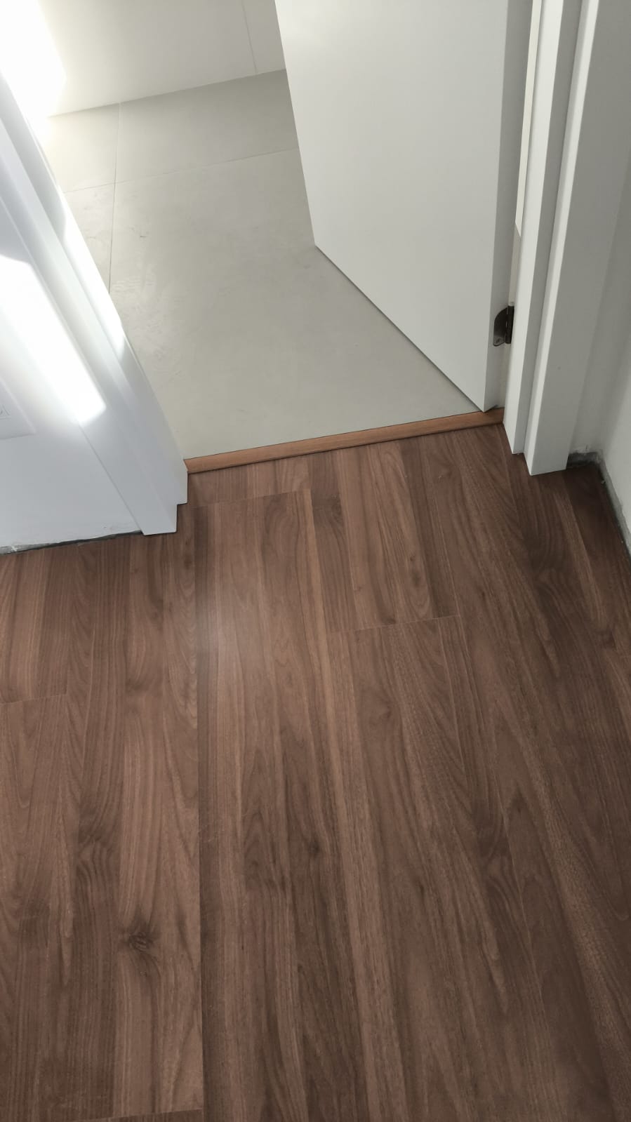 PISO LAMINADO NOCE ORO — foto 2
