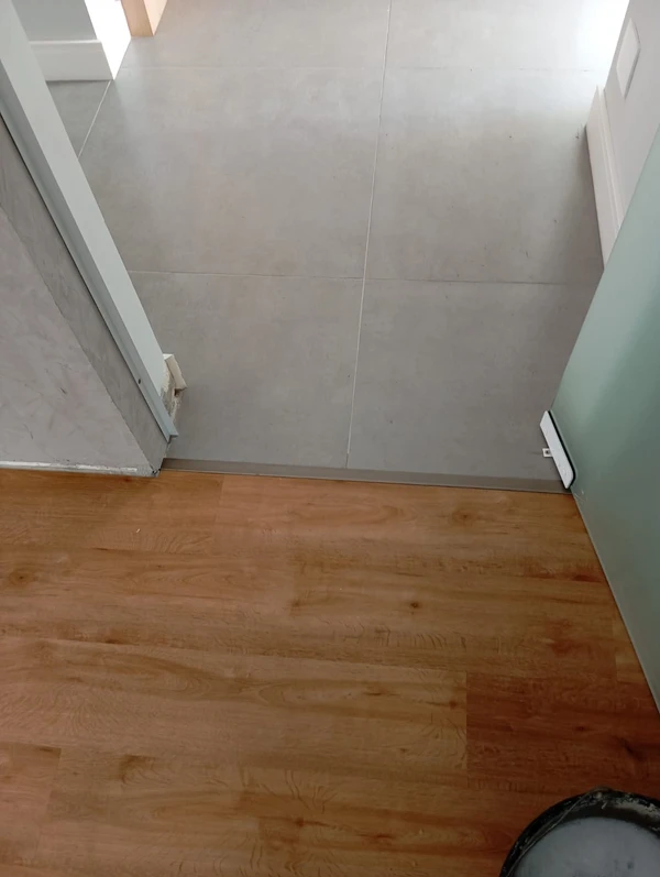 PISO VINÍLICO BAOBÁ — foto 5