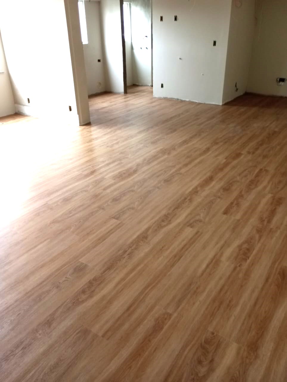 PISO VINÍLICO DE PVC PAPOULA — foto 10