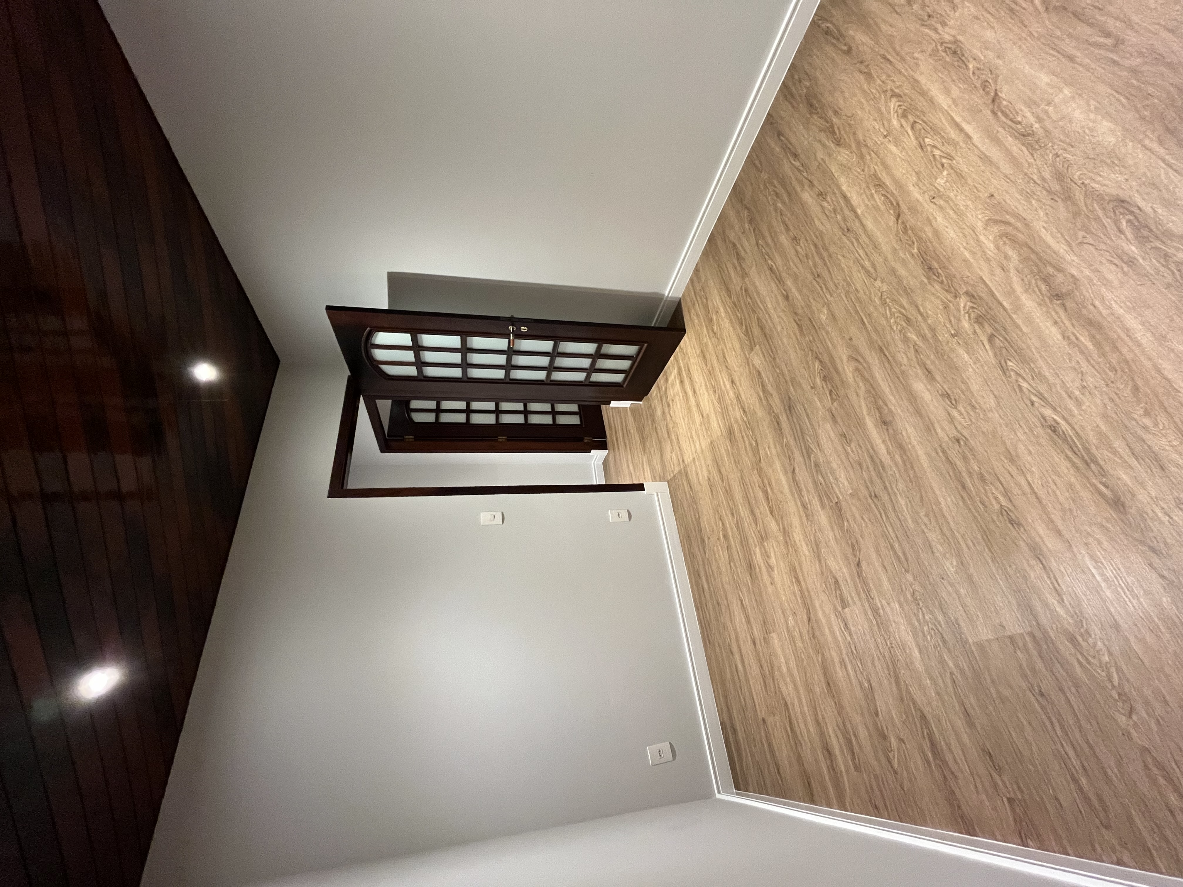 PISO VINÍLICO DE PVC AMÊNDOA — foto 10
