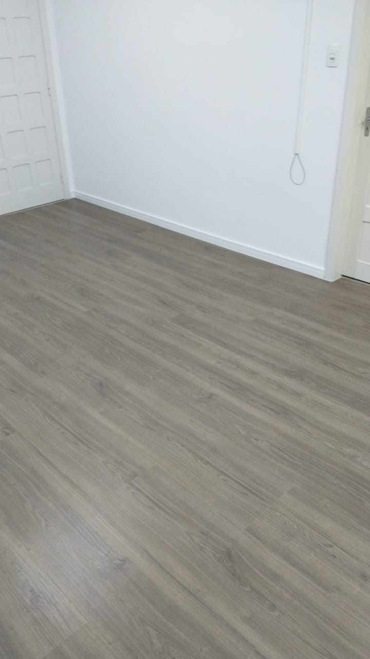 PISO LAMINADO CARVALHO CANELA — foto 2