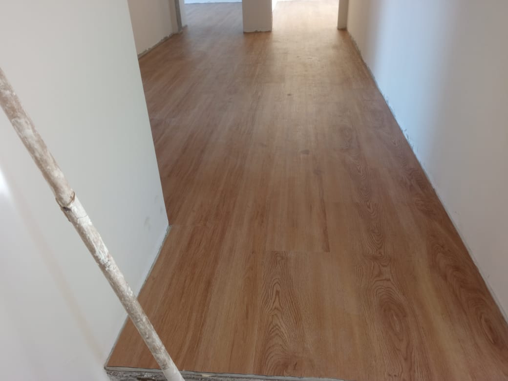 PISO VINÍLICO DE PVC PAPOULA