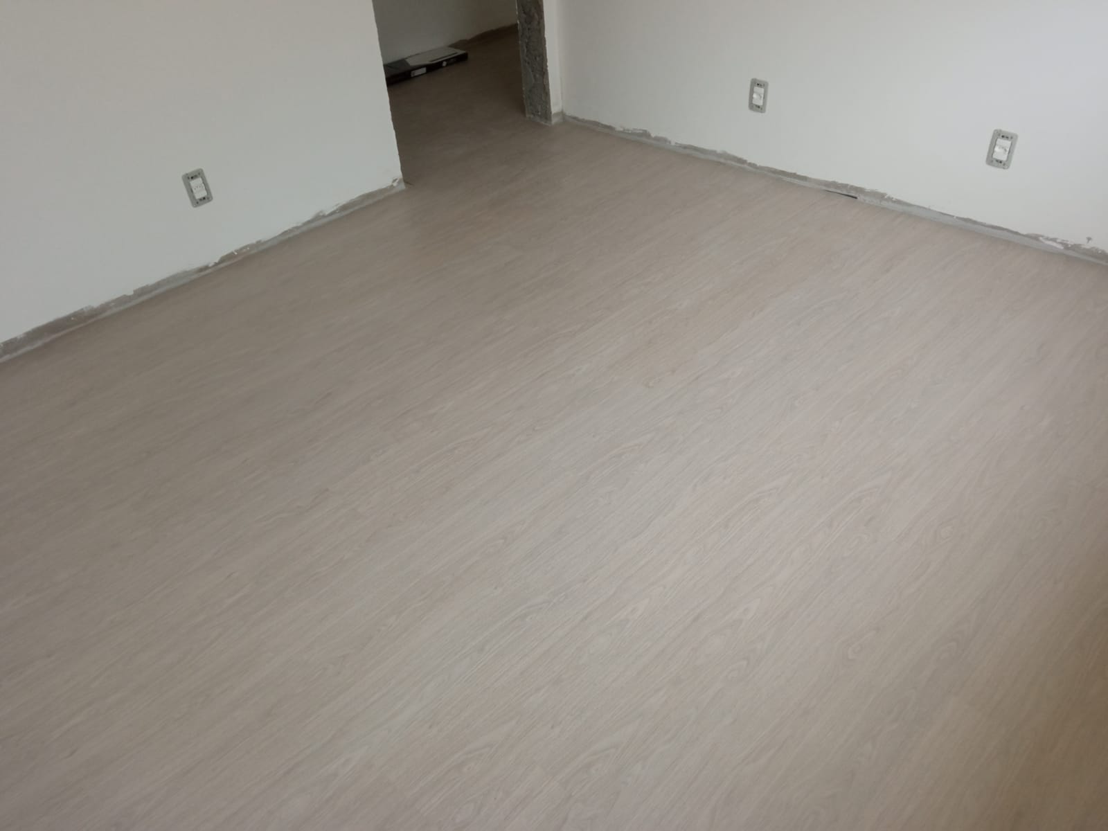 PISO VINÍLICO DE PVC LINHEIRO — foto 12