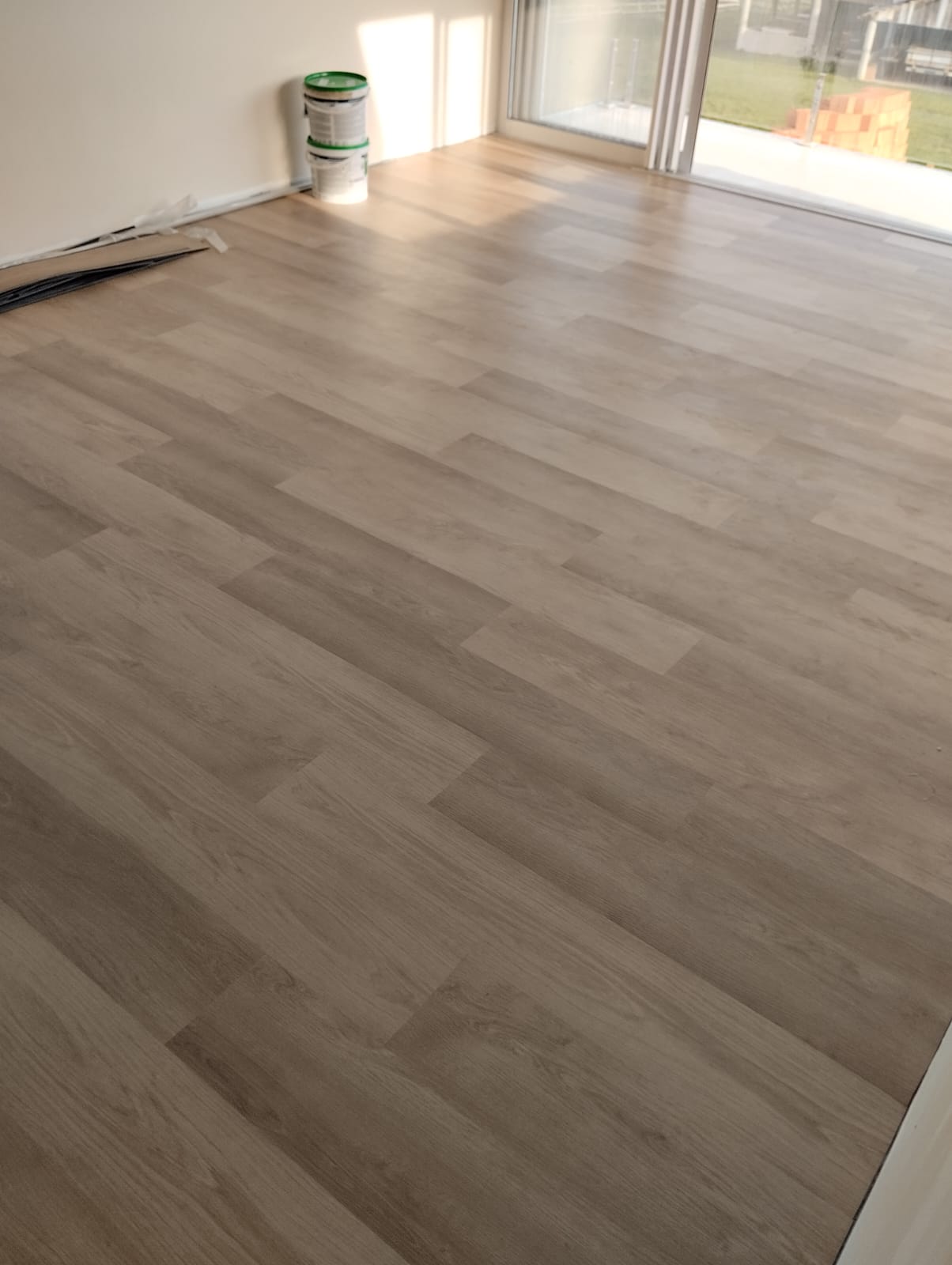 PISO VINÍLICO DE PVC GERBERA — foto 2
