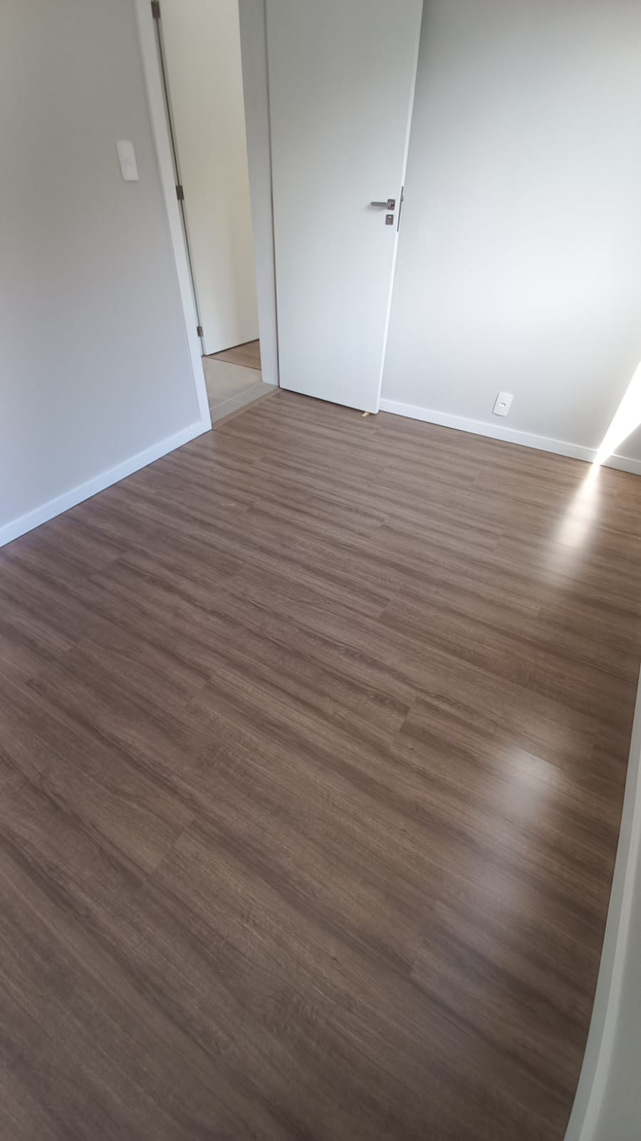 PISO LAMINADO AMÊNDOA — foto 3
