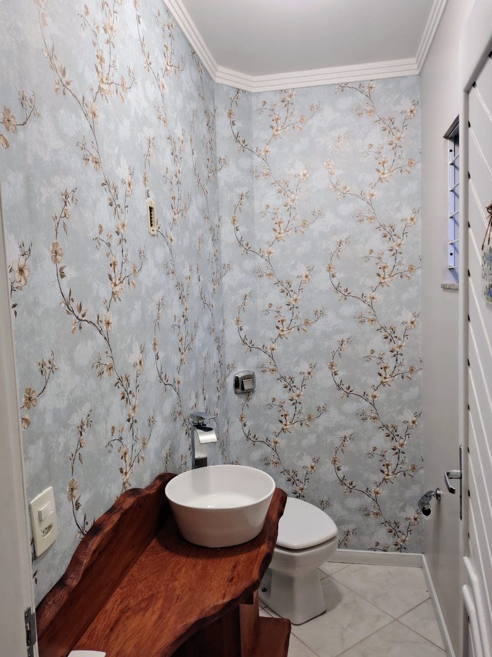 PAPEL DE PAREDE FLORAL