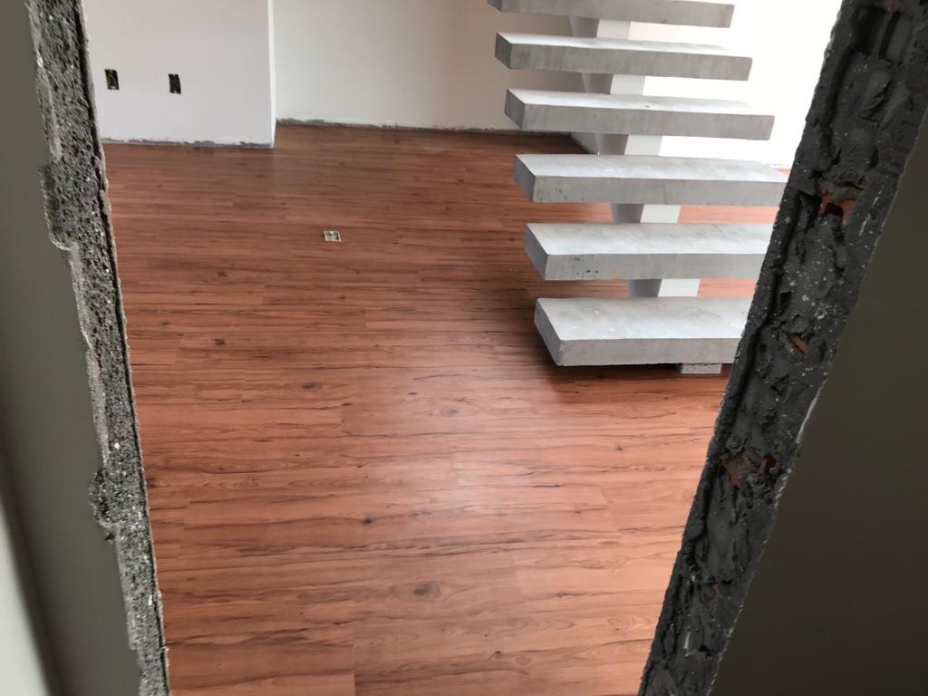 PISO VINÍLICO CARVALHO TURIM