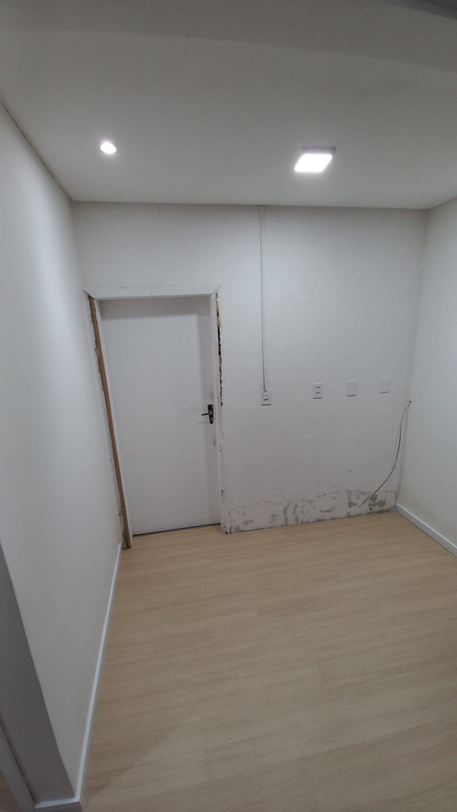 PISO LAMINADO CARVALHO MAIORCA E PAINEL RIPADO — foto 10