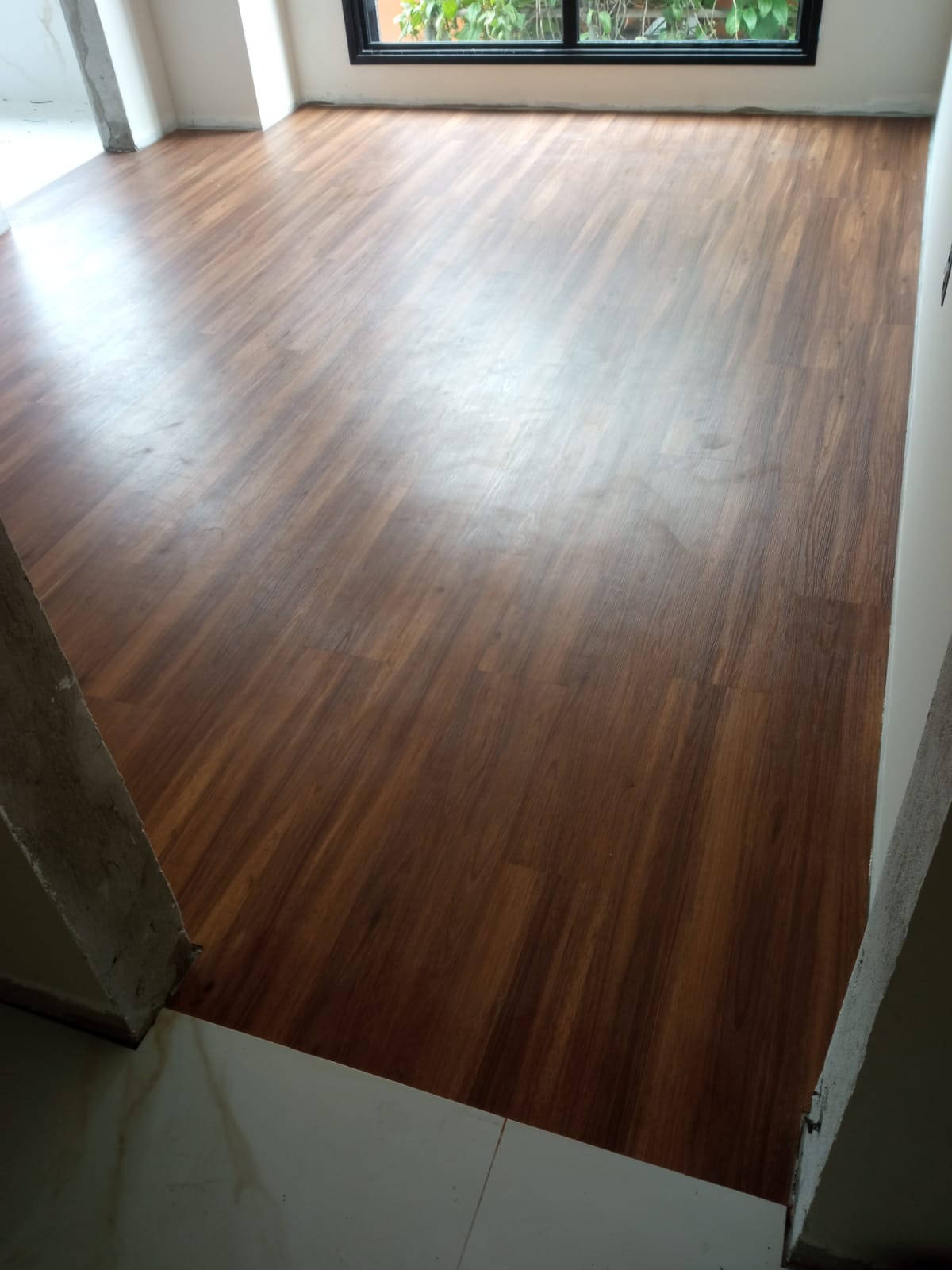 PISO VINÍLICO DE PVC DAMASCO — foto 2