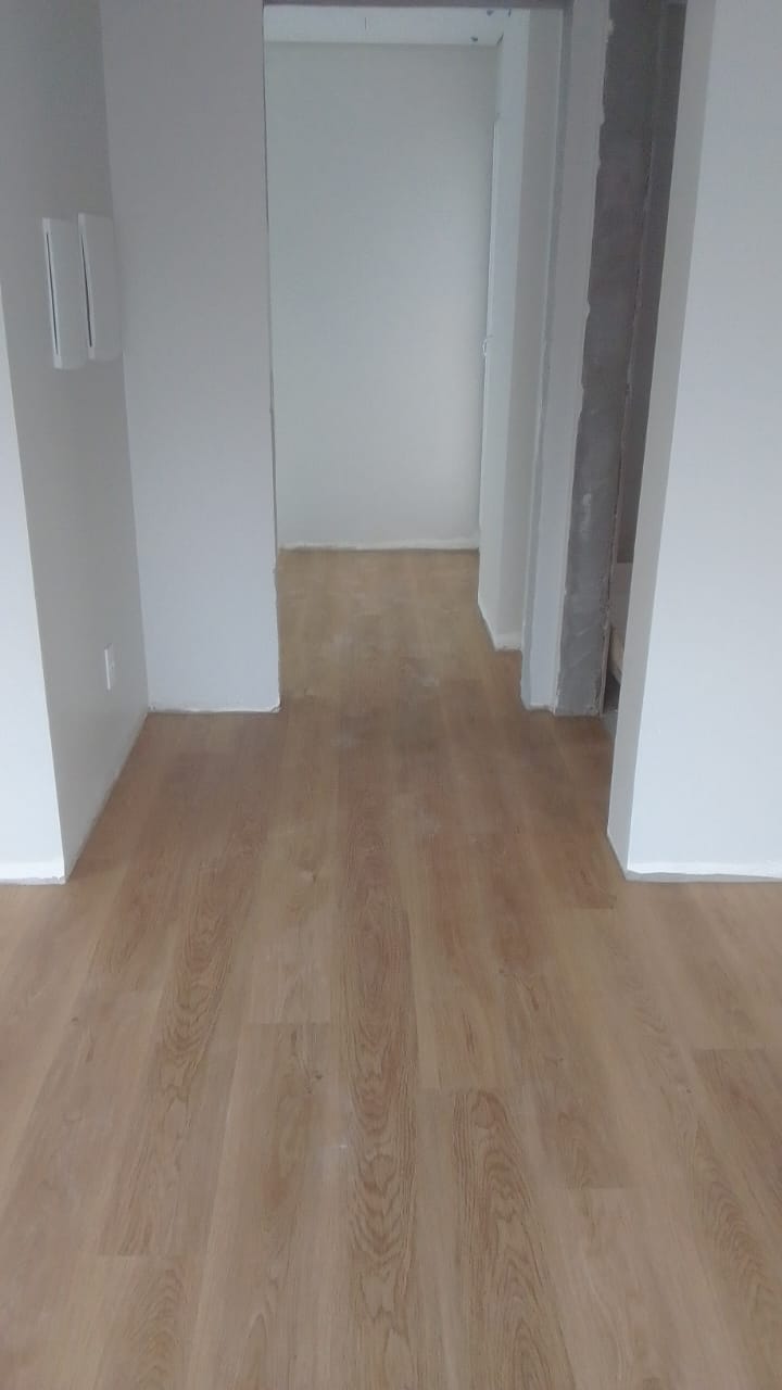 PISO VINÍLICO DE PVC PAINEIRA — foto 2