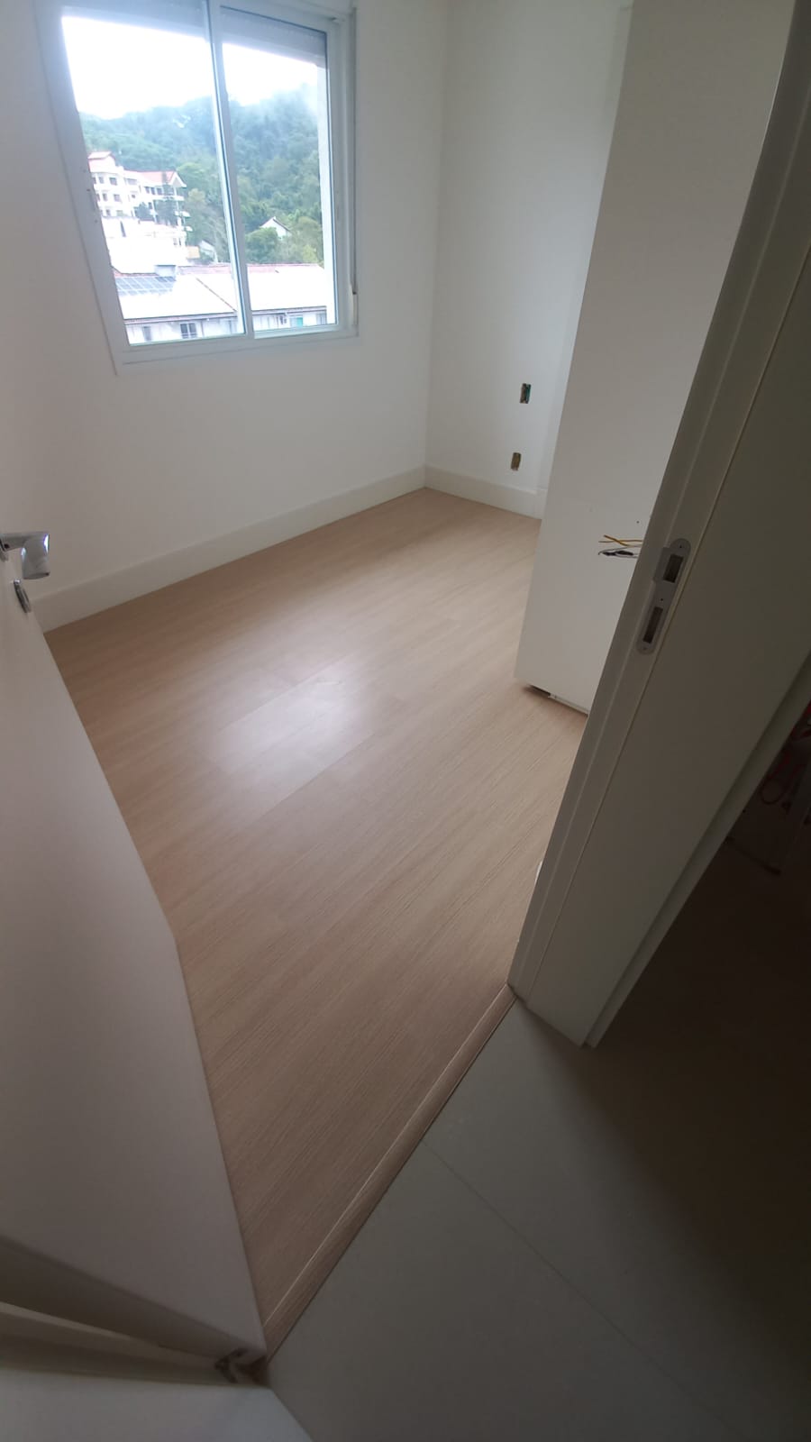 PISO LAMINADO CARVALHO MAIORCA