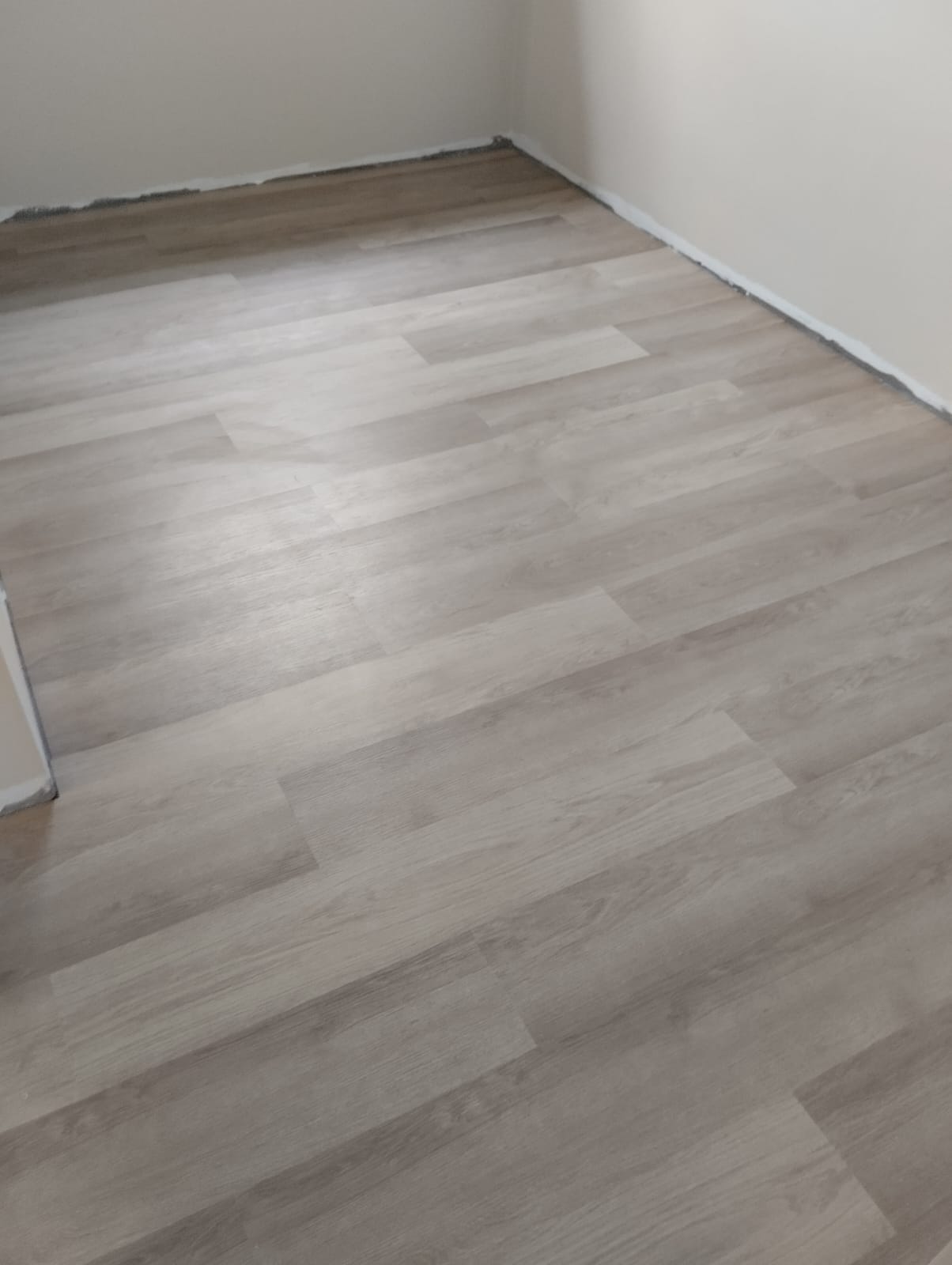 PISO VINÍLICO DE PVC GÉRBERA — foto 3