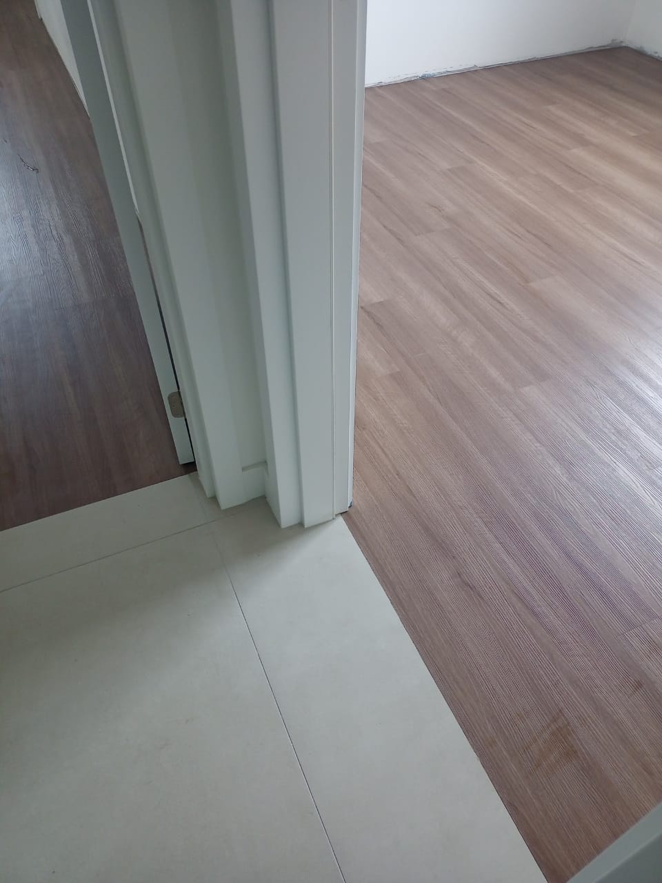 PISO VINÍLICO DE PVC CAPUCCINO — foto 2