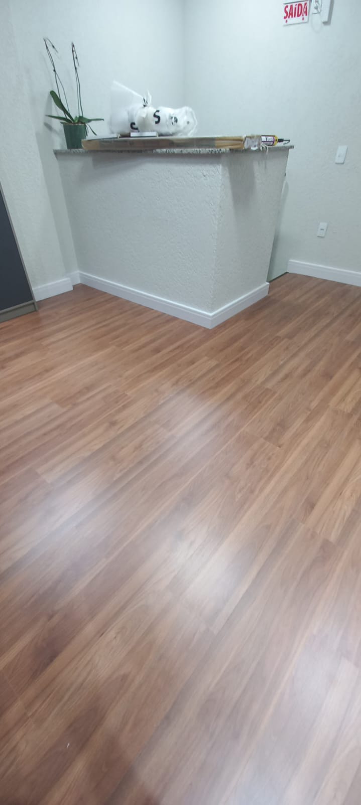 PISO LAMINADO DE MADEIRA NOCE ORO — foto 4
