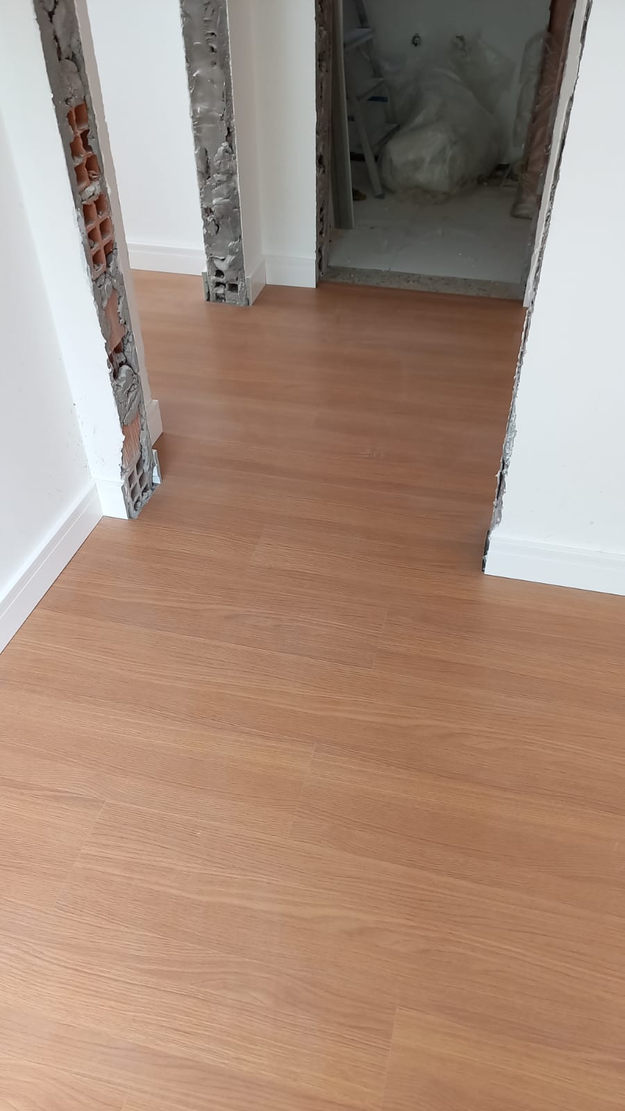 PISO LAMINADO CARVALHO — foto 3