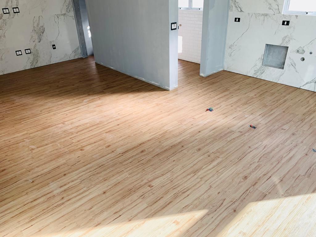 PISO DE PVC IPÊ AVELÃ — foto 10