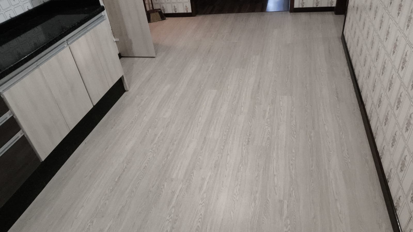 PISO VINÍLICO CLICK DUNA — foto 3