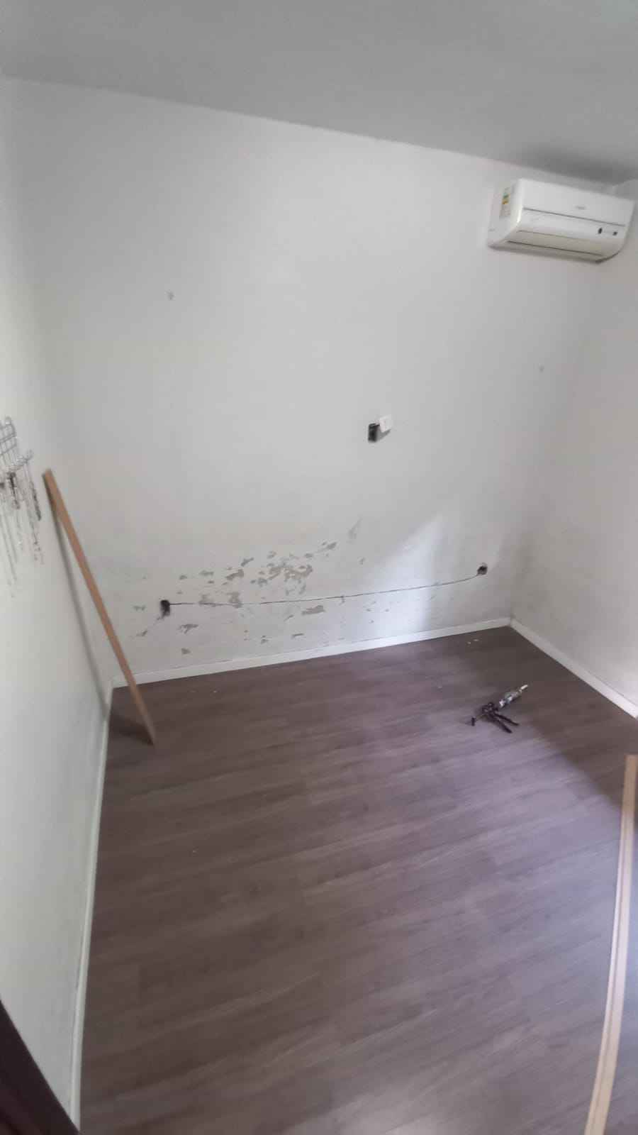 PAINEL RIPADO DE POLIESTIRENO