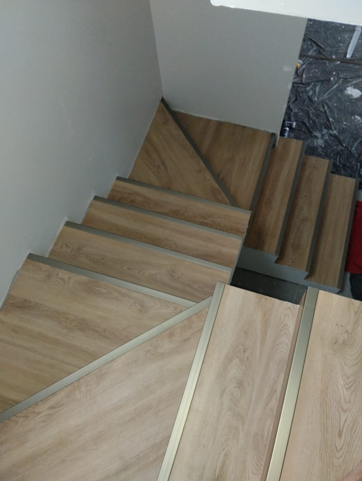 PISO VINÍLICO DE PVC PAPOULA