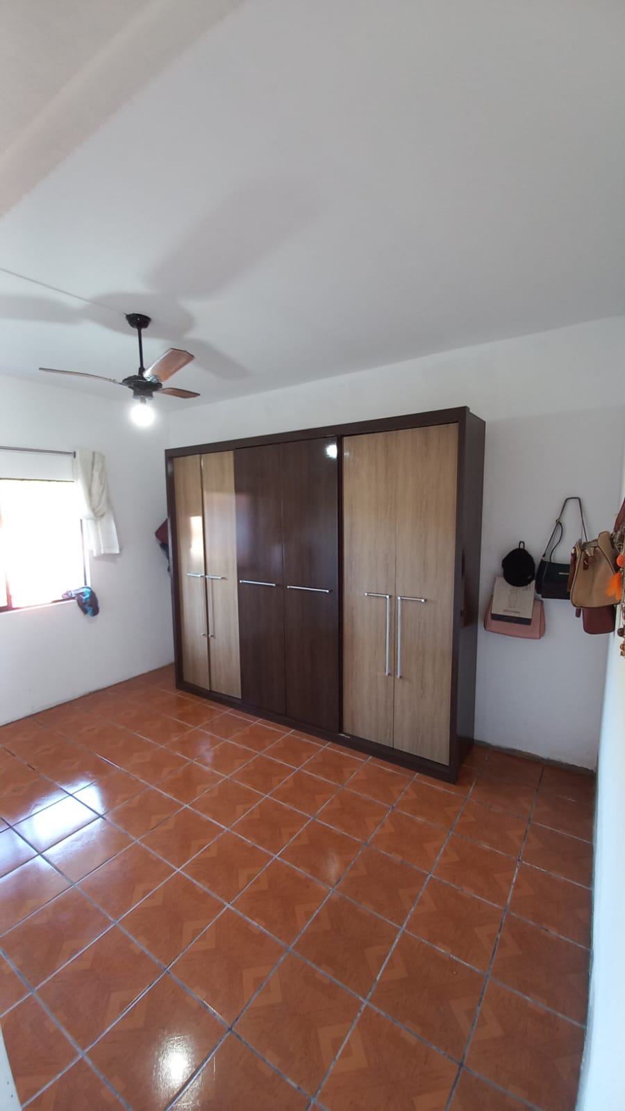 PISO LAMINADO CARVALHO MAIORCA E PAINEL RIPADO
