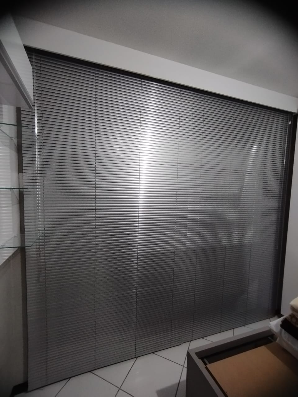 PERSIANA DE ALUMÍNIO INSTALADA