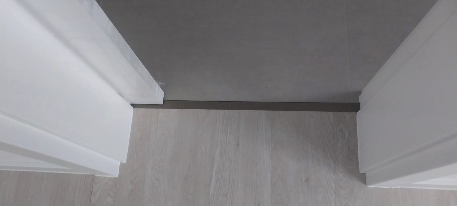 PISO VINÍLICO DE PVC PLÁTANO — foto 2