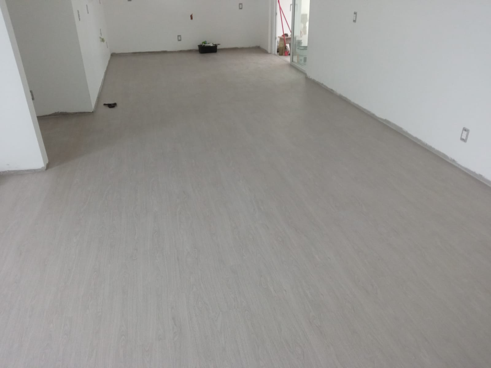 PISO VINÍLICO DE PVC LINHEIRO — foto 13