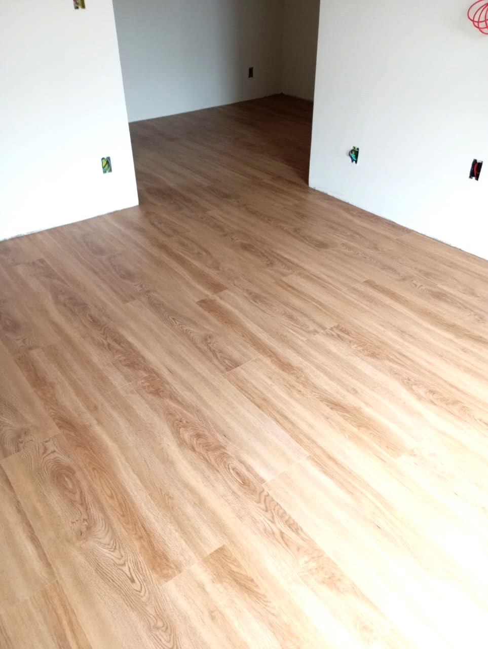 PISO VINÍLICO DE PVC PAPOULA — foto 2