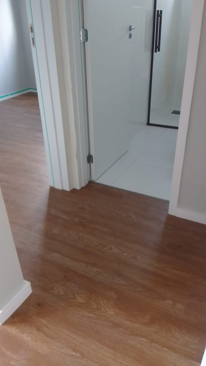 PISO VINÍLICO DE PVC ANDIROBA — foto 5