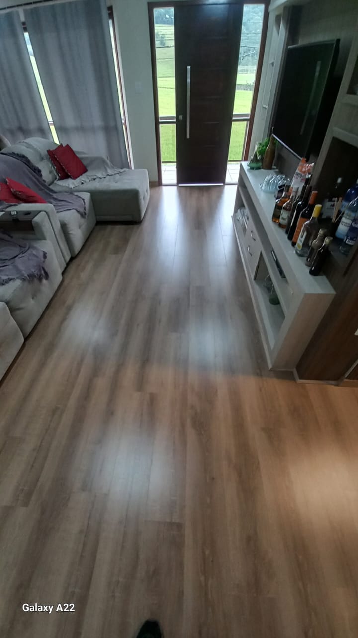 PISO LAMINADO INSTALADO — foto 7