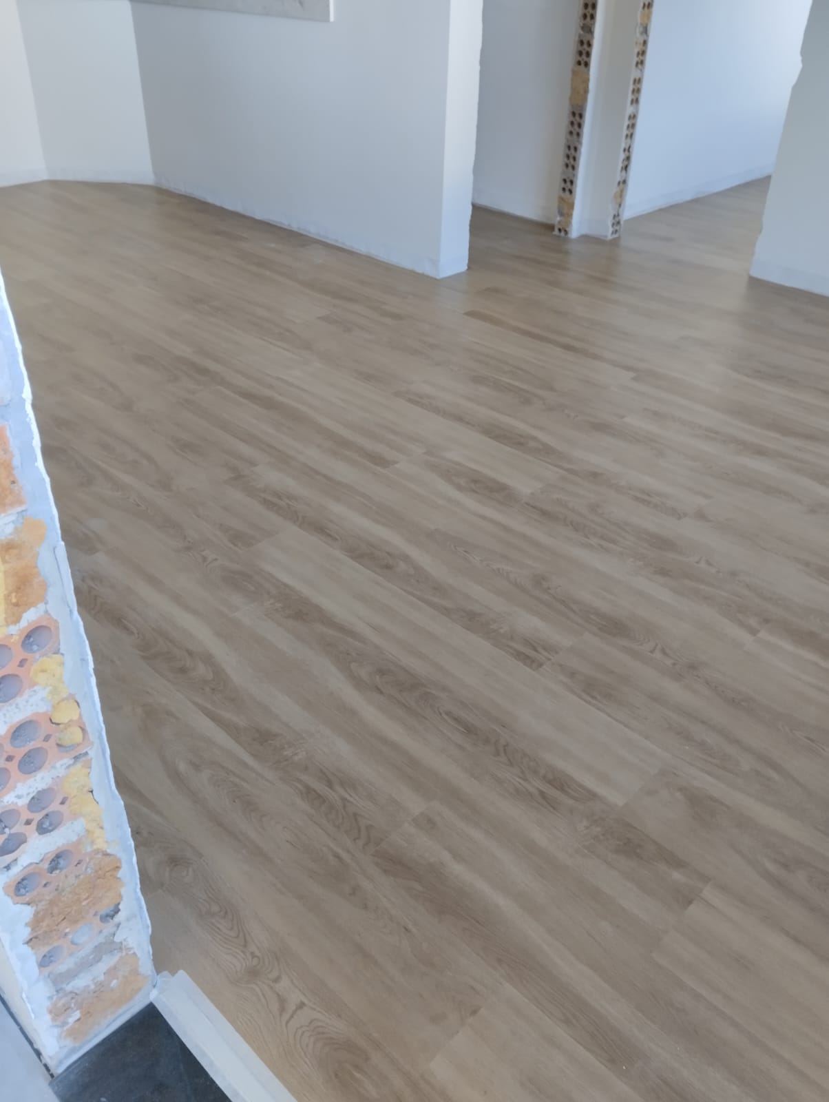 PISO VINÍLICO DE PVC PAPOULA — foto 7