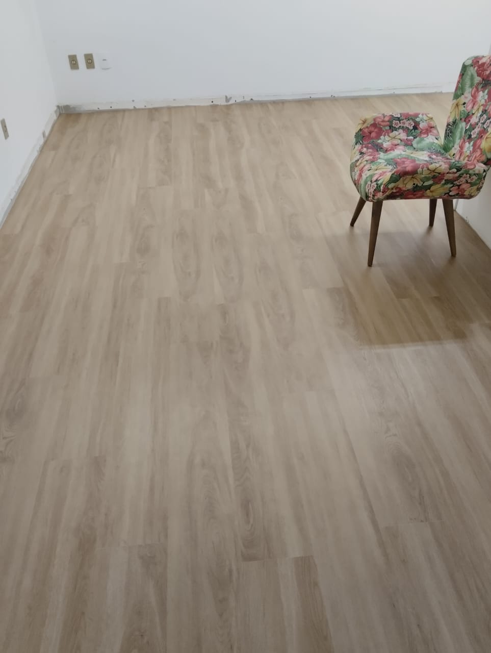 PISO VINÍLICO DE PVC PAPOULA — foto 3